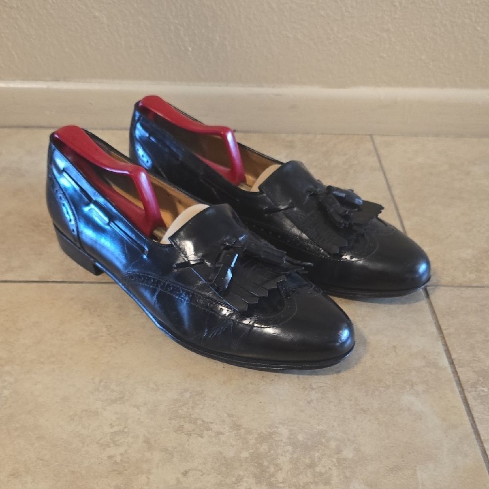 Salvatore Ferragamo Black Leather Loafers with Tassels